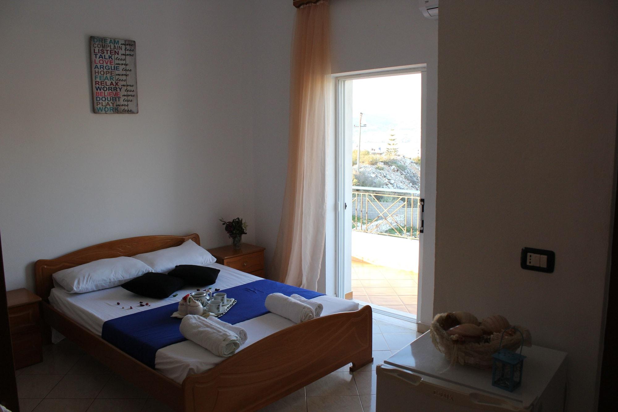 Hotel Holiday Sarandë Eksteriør bilde