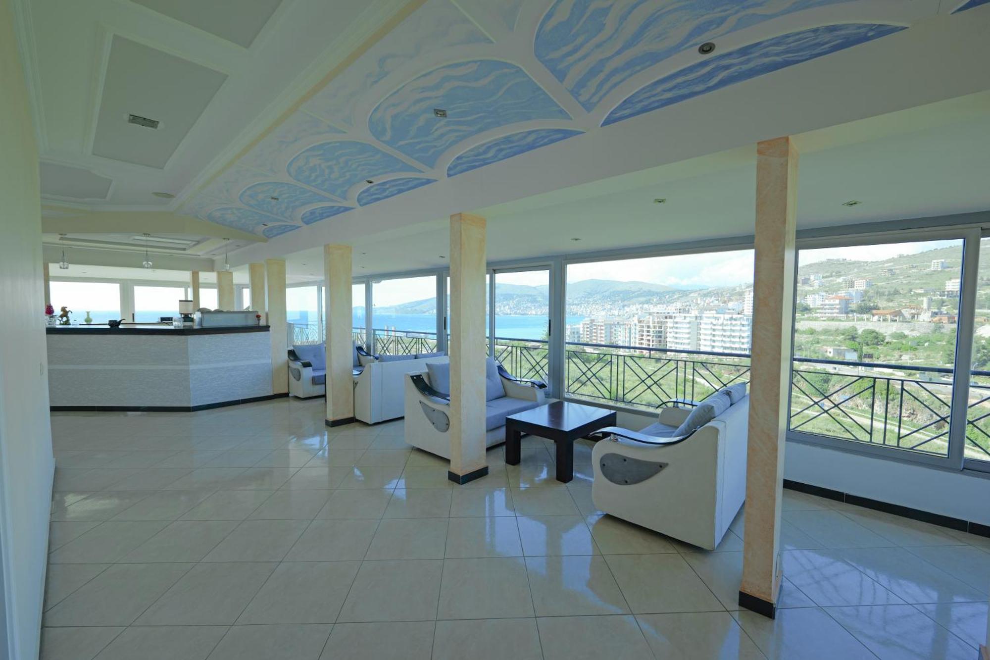 Hotel Holiday Sarandë Eksteriør bilde