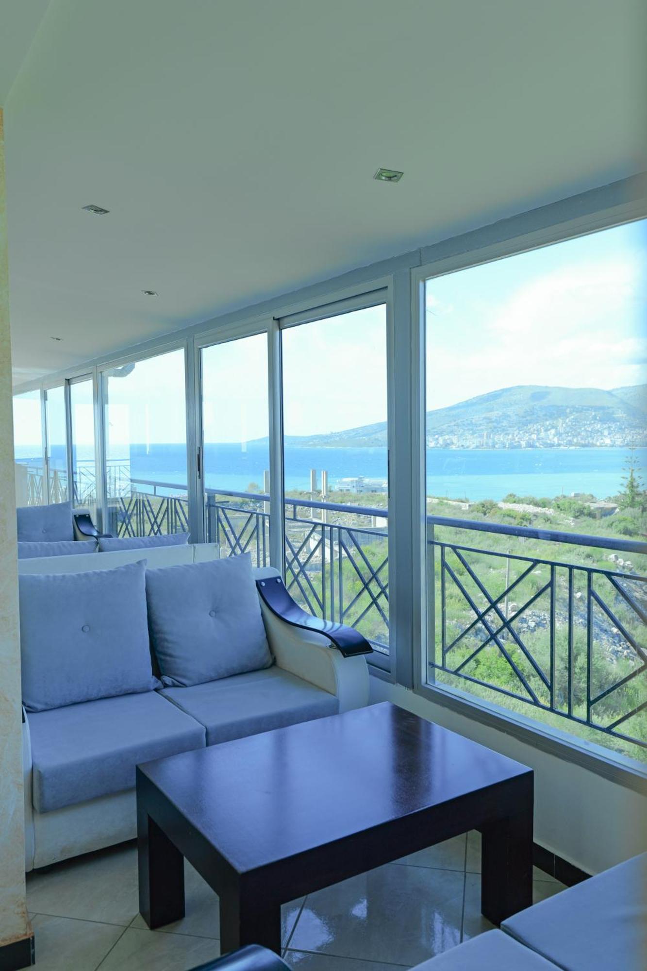 Hotel Holiday Sarandë Eksteriør bilde