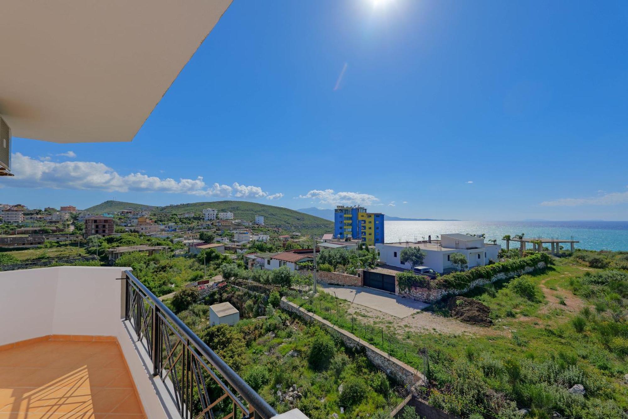 Hotel Holiday Sarandë Eksteriør bilde