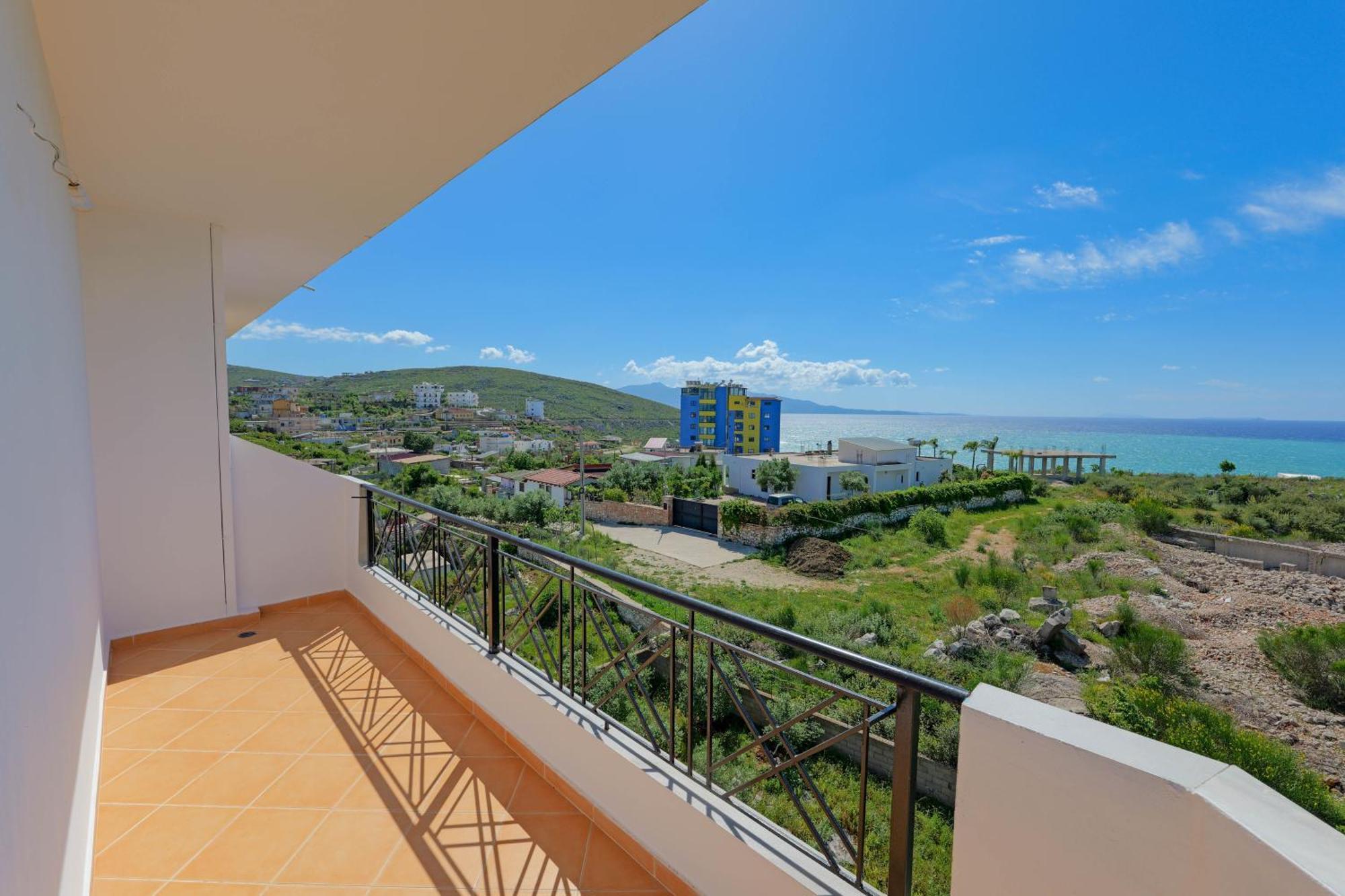 Hotel Holiday Sarandë Eksteriør bilde